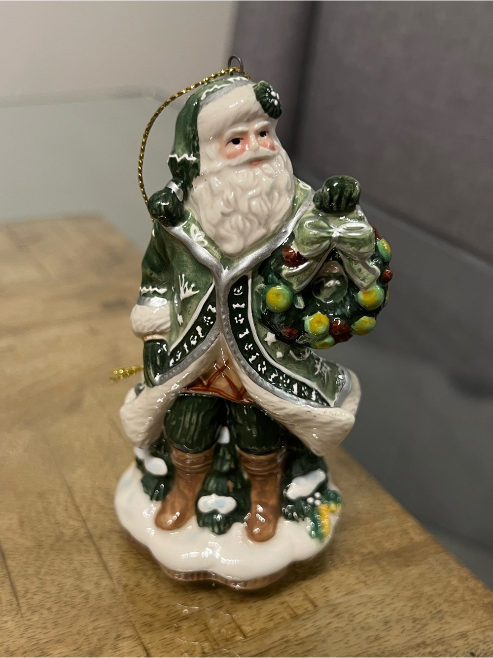 a Fitz And Floyd Winter Garden Santa 2009 Porcelain Christmas Figurine Ornament